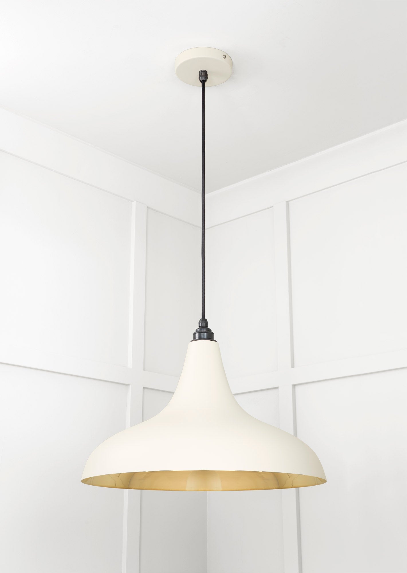 Smooth Brass Frankley Pendant Light Teasel, Underside.
