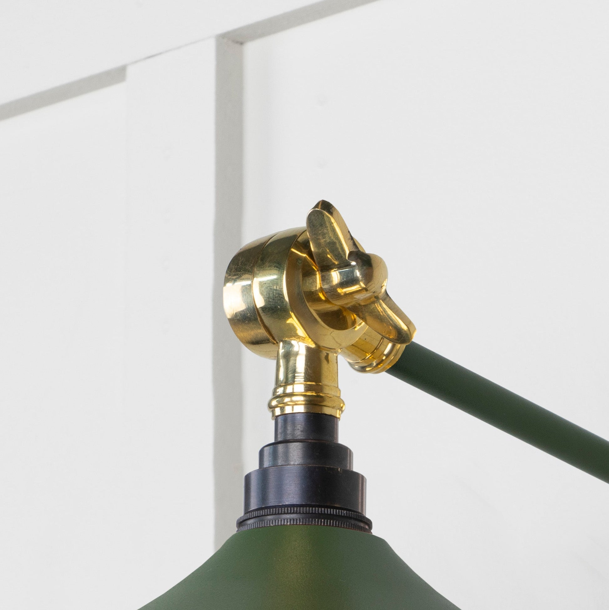 Smooth Brass Flora Wall Light Heath, Detailed close up view of pendant.