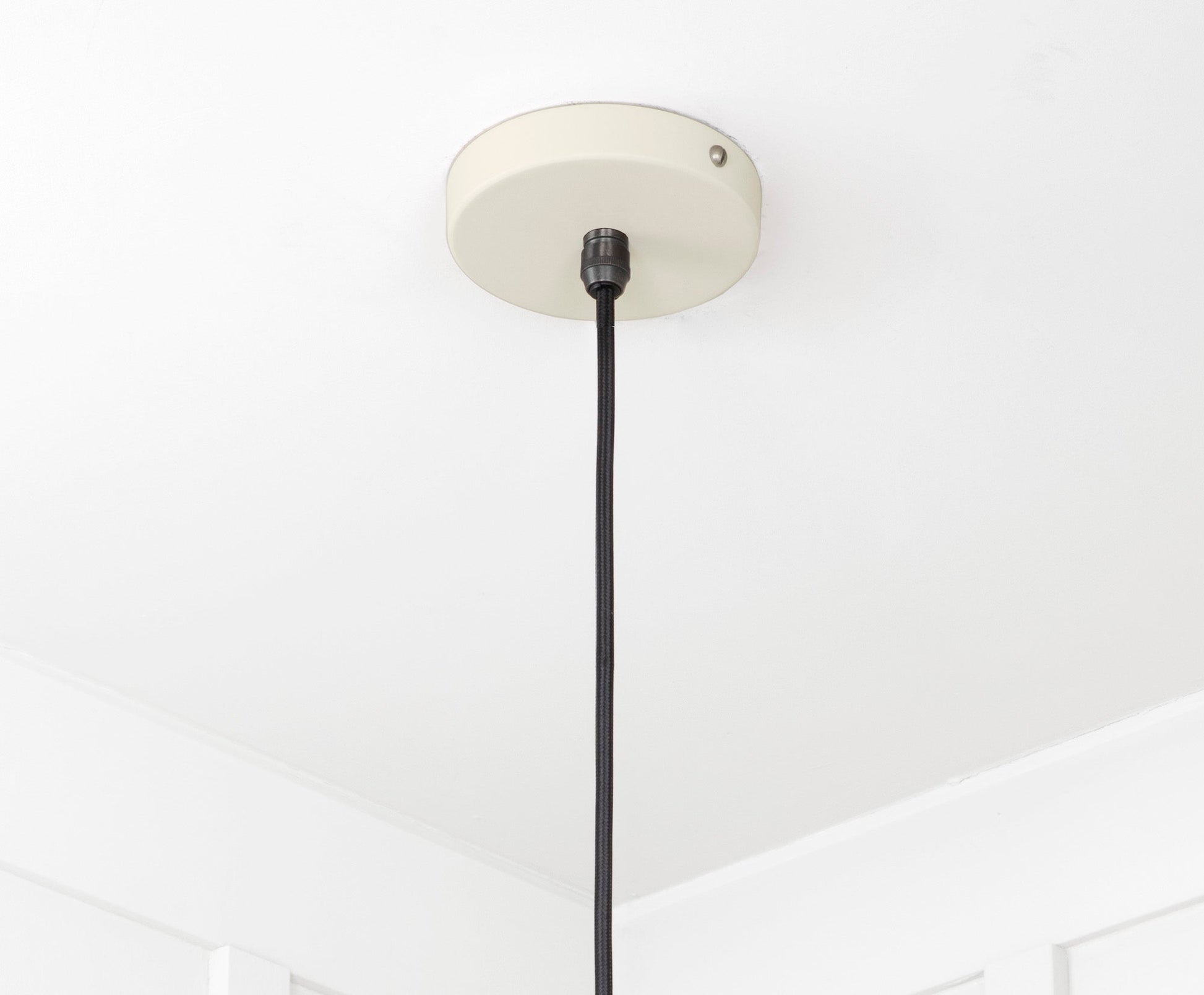 Smooth Copper Flora Pendant Light Teasel, close up view of fitting and cable.