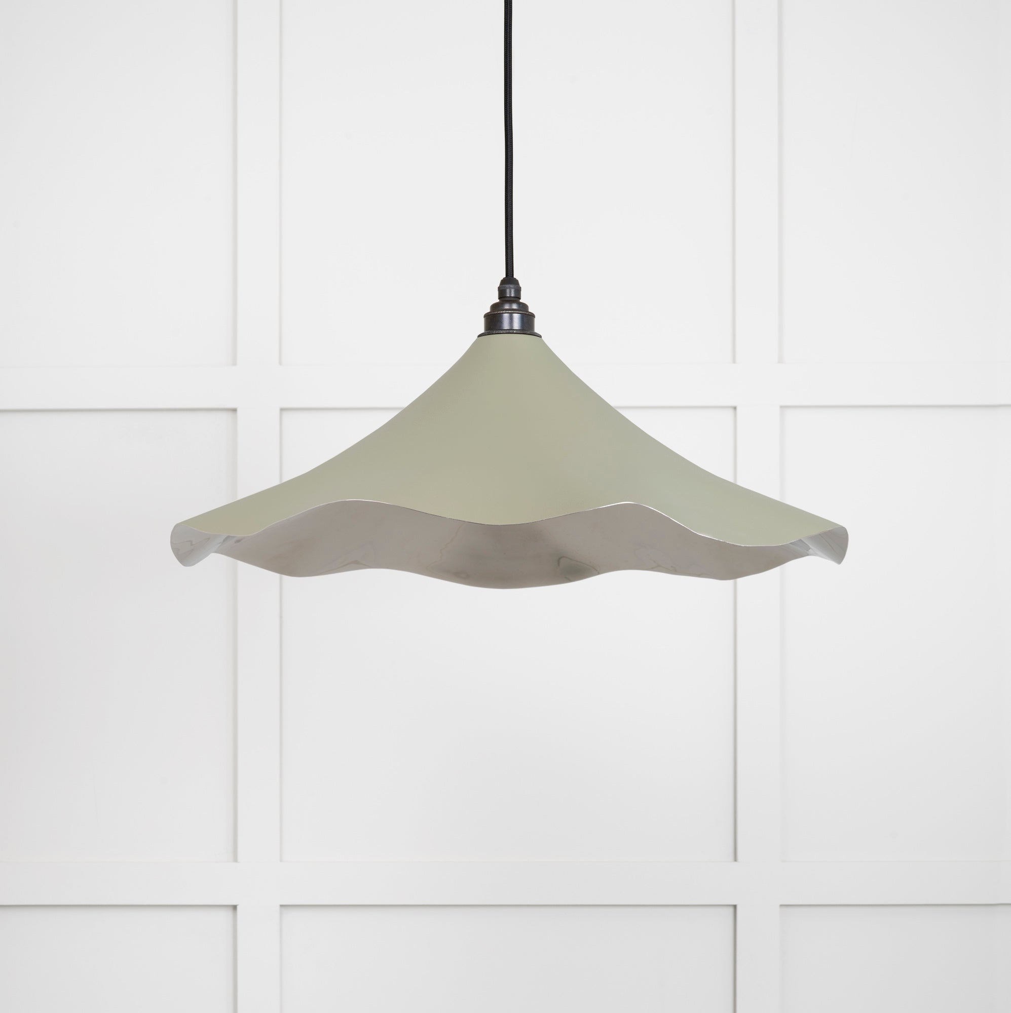 Smooth Nickel Flora Pendant Light Tump, Front Side.