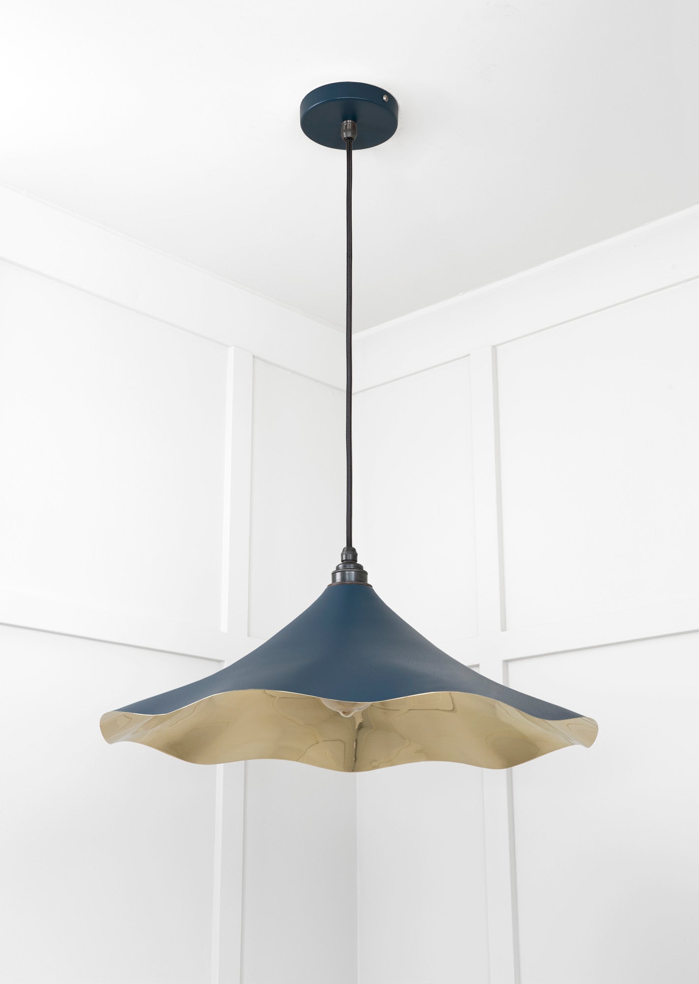 Smooth Brass Flora Pendant Light Dusk, Underside.