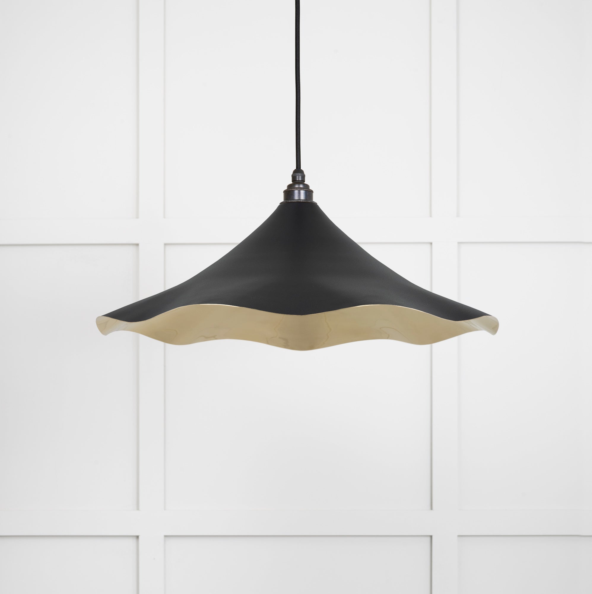 Smooth Brass Flora Pendant Light Elan Black, Front Side.
