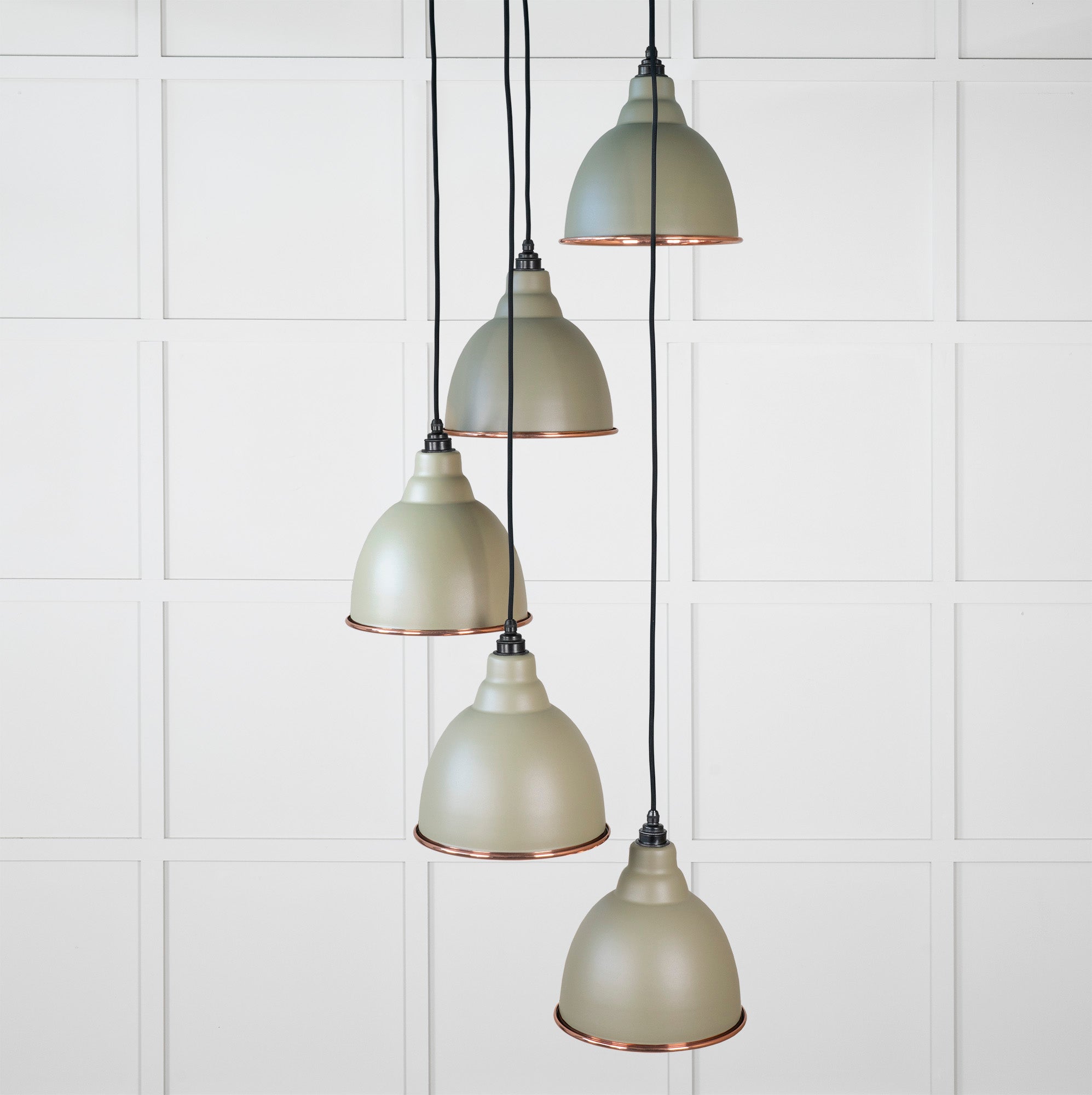 Smooth Copper Brindley Cluster Pendant Light Tump, Front Side.