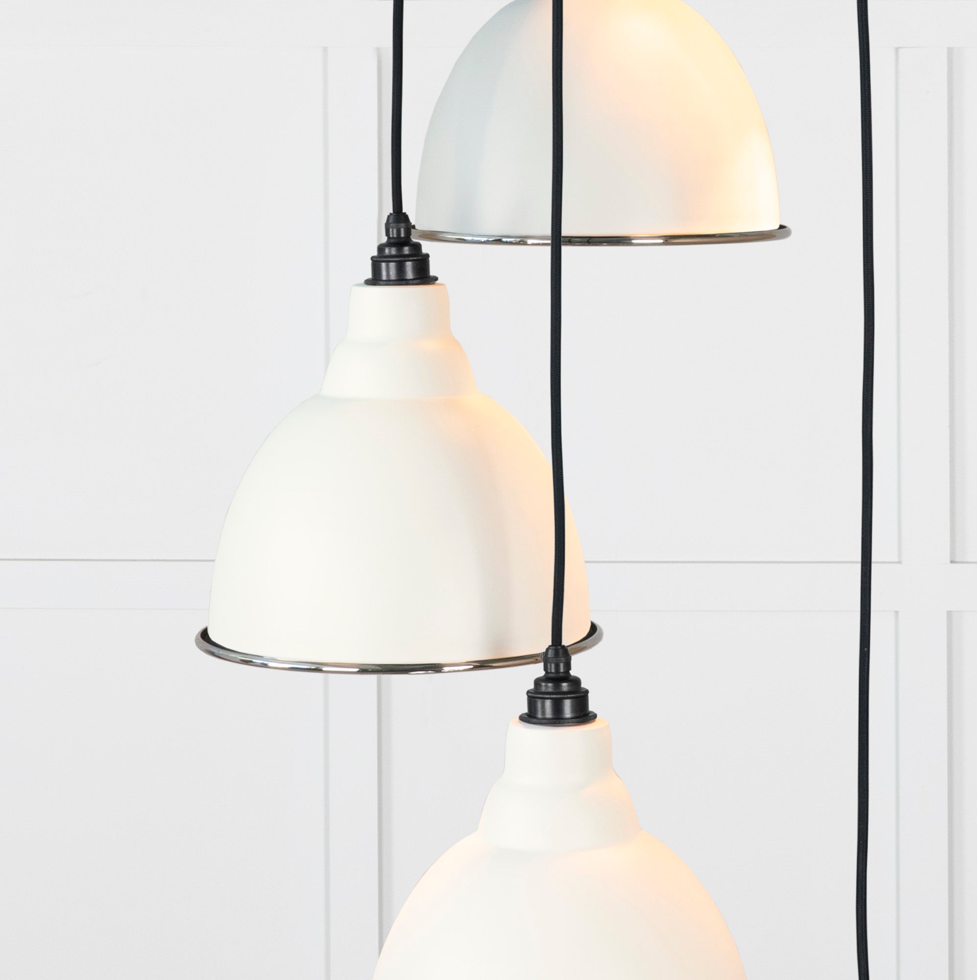Smooth Nickel Brindley Cluster Pendant Light Teasel, Underside.