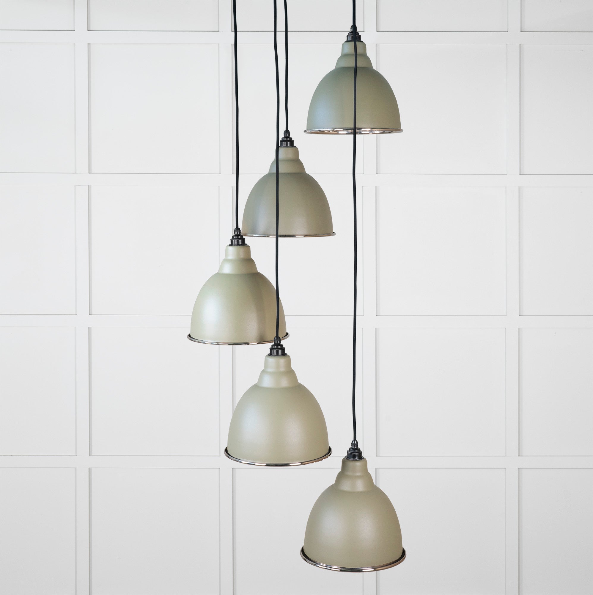 Smooth Nickel Brindley Cluster Pendant Light Tump, Front Side.