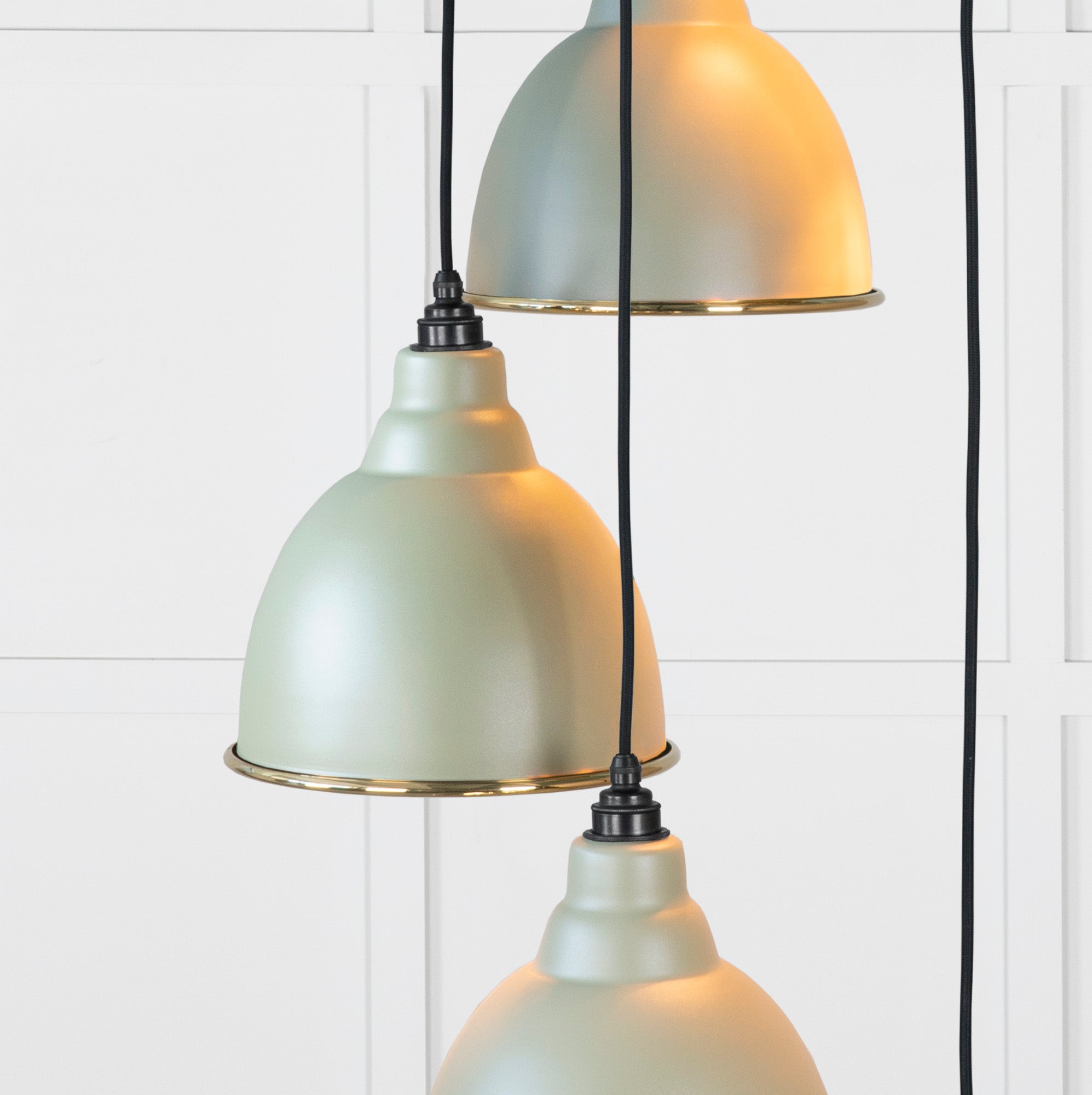 Smooth Brass Brindley Cluster Pendant Light Tump, Underside.
