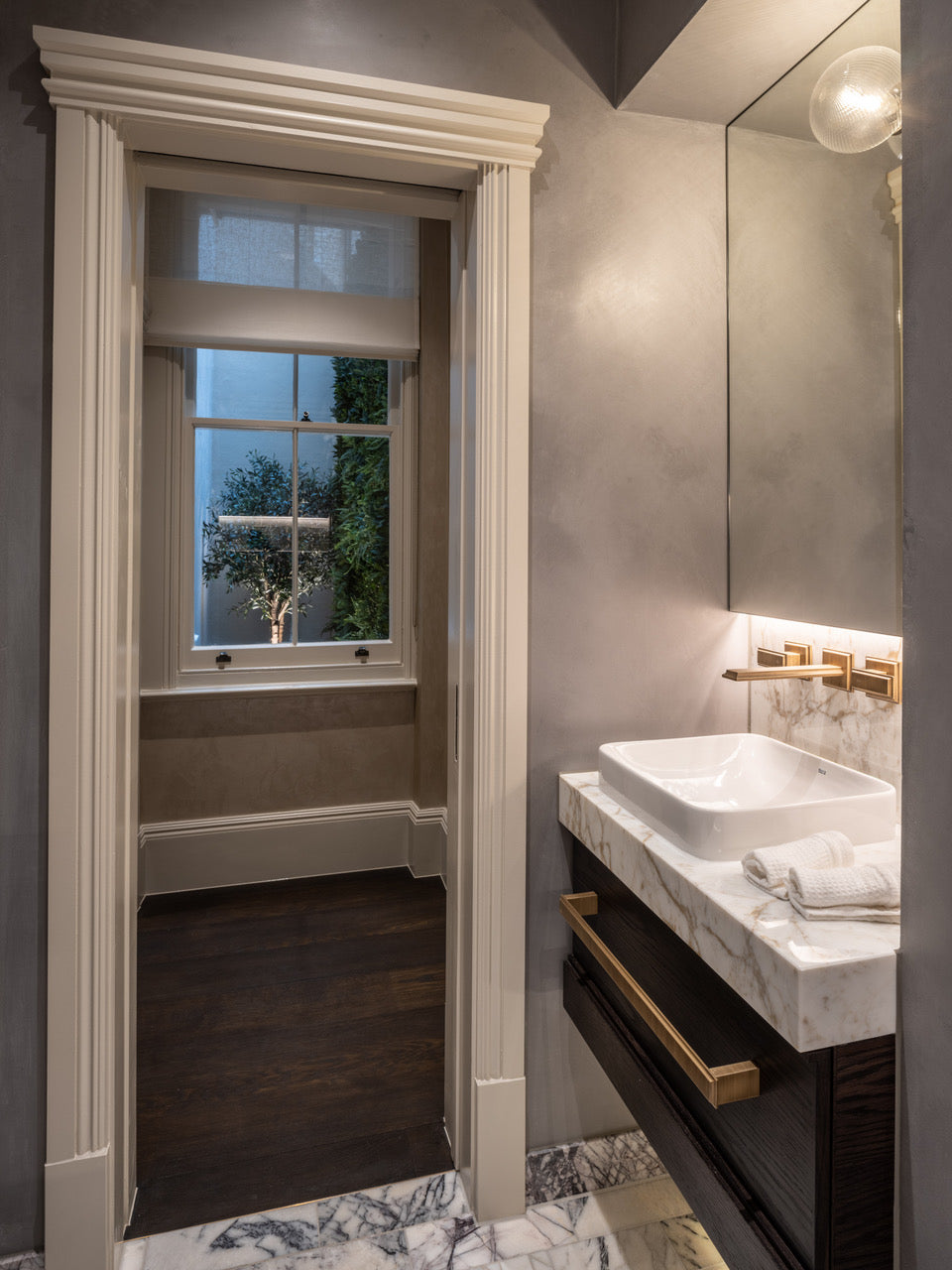 Pimlico Sealed Flush Mount, Small, product shot