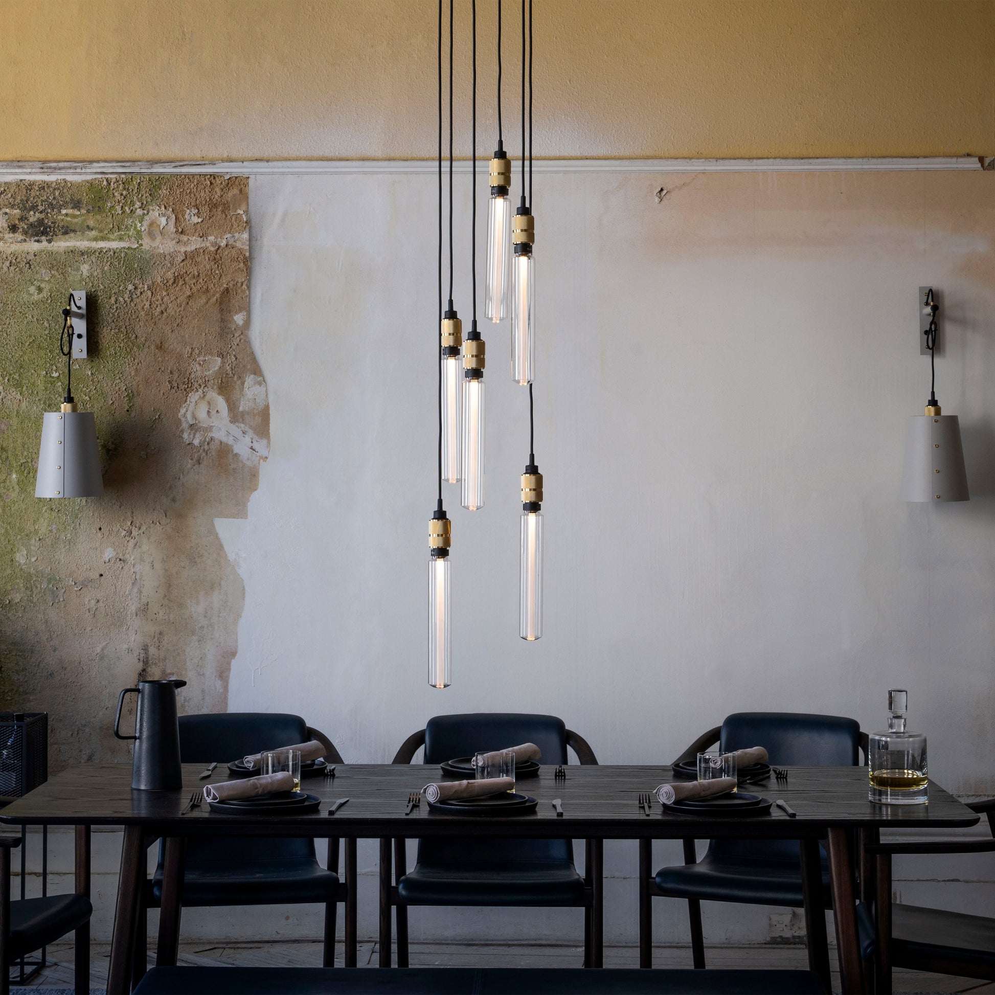 Brass Hooked 6.0 / Nude Pendant Celling light environment 