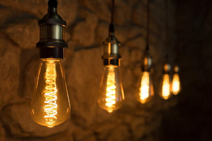 Thamesmead E27 4W Vintage Teardrop Sunset White High CRI LED Bulb