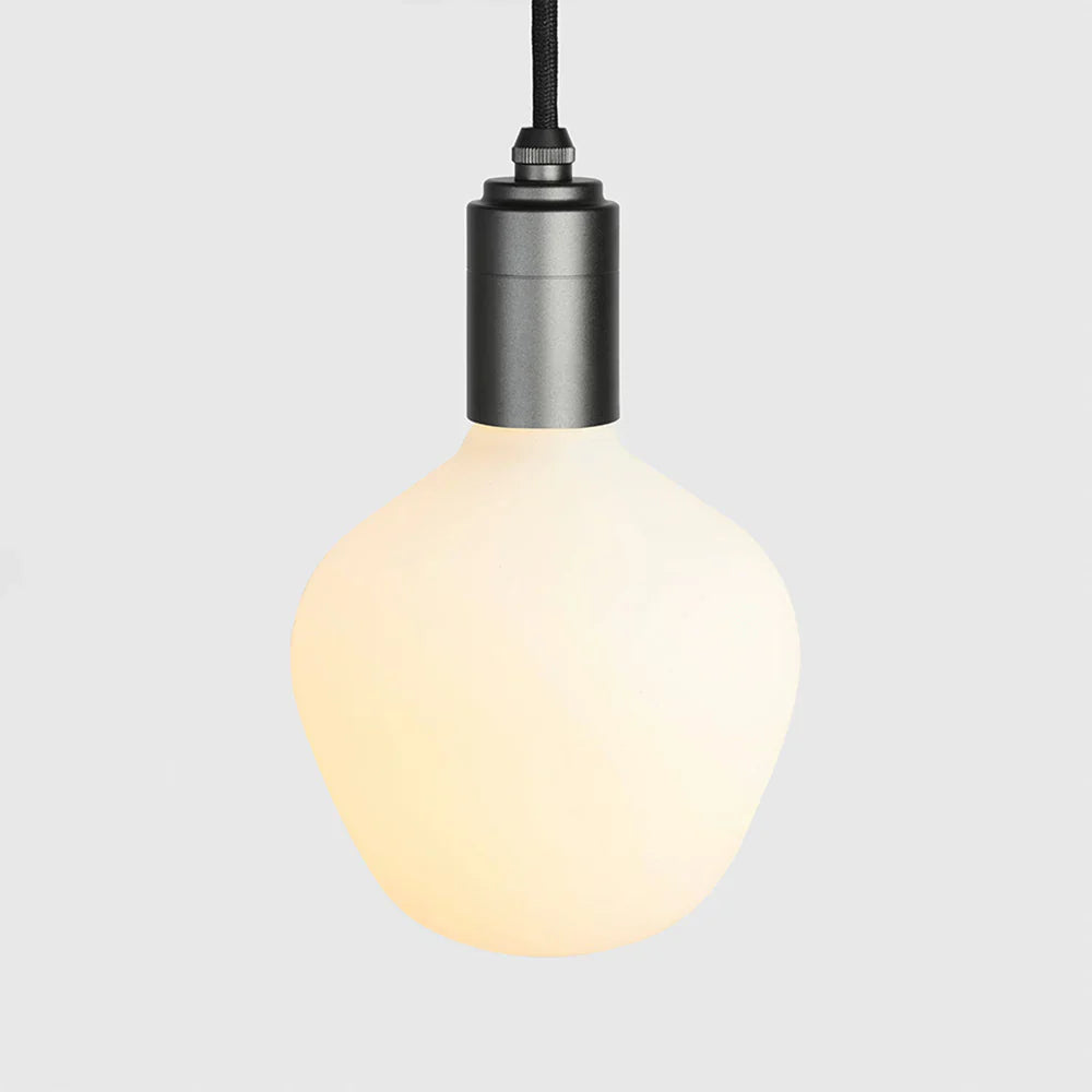Enno pendant Graphite still 1