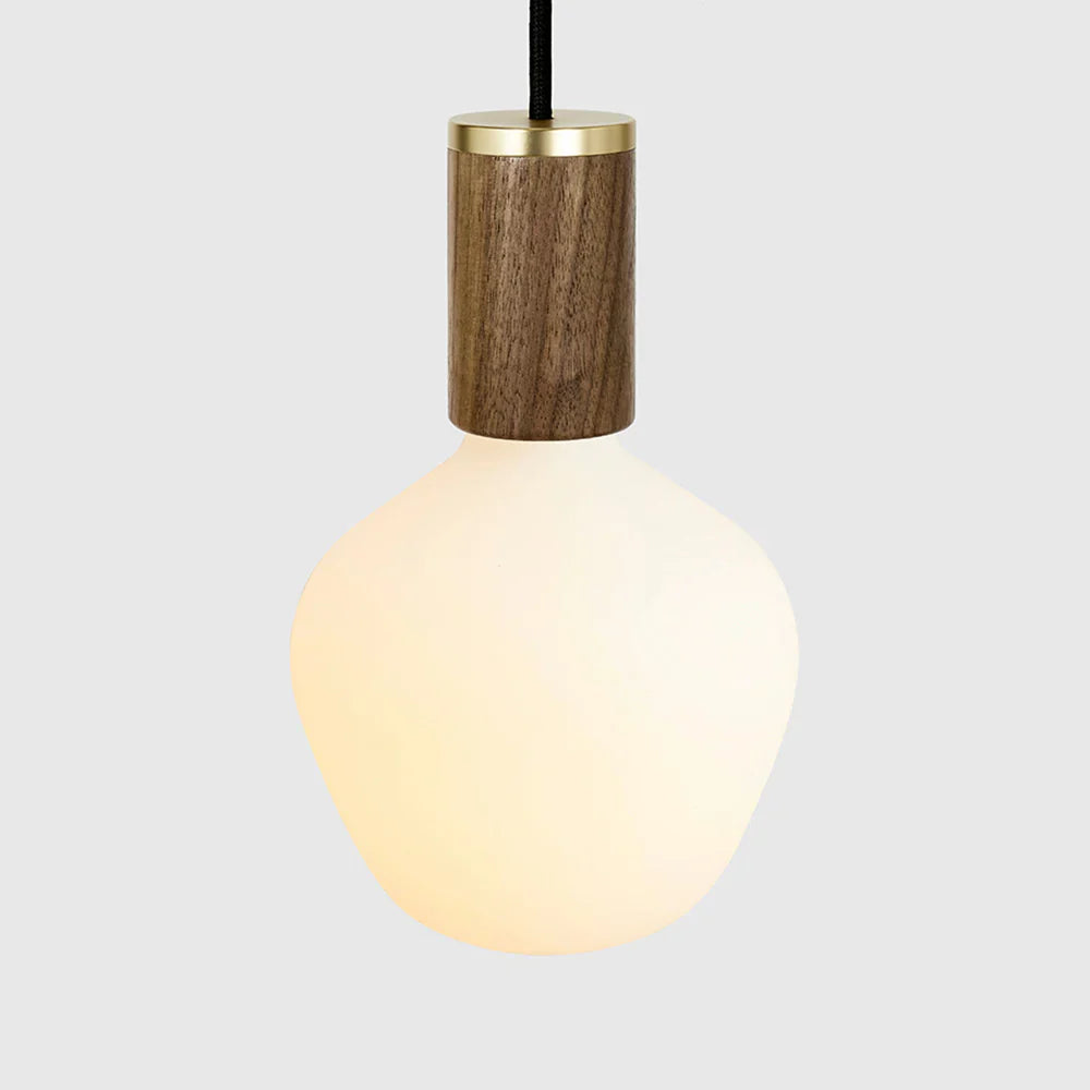 Enno pendant Walnut still 1