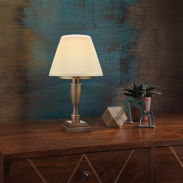 Hebe Rechargeable Table Lamp