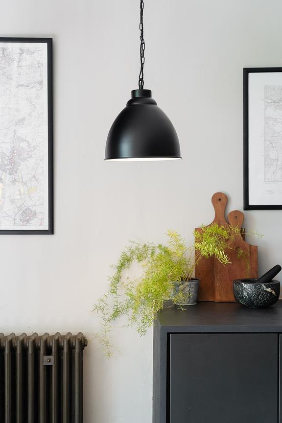 Oxford Vintage Pendant Light in Matt Black