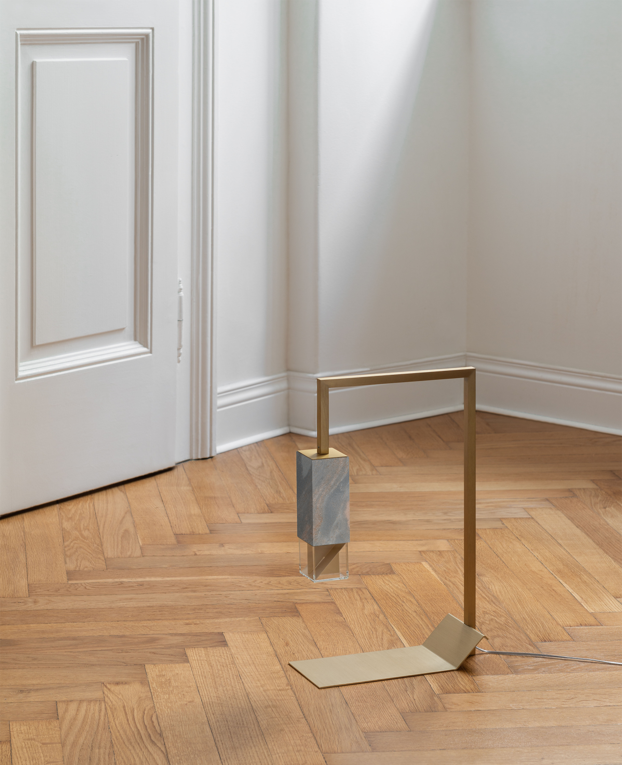 Lamp/ Two Marble Revamp 01 lifestyle image 