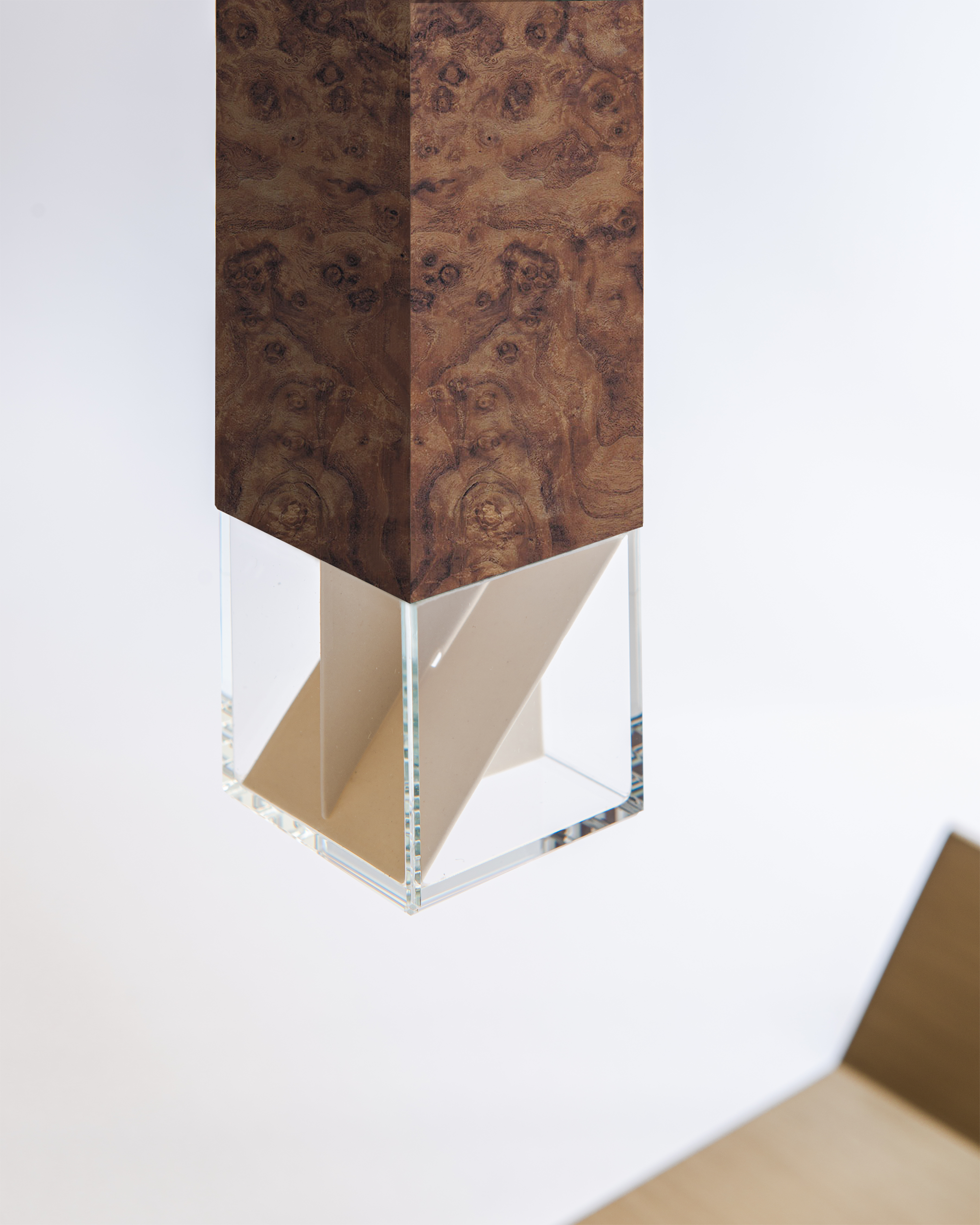 Lamp/ Two Wood Revamp 02 detailed view