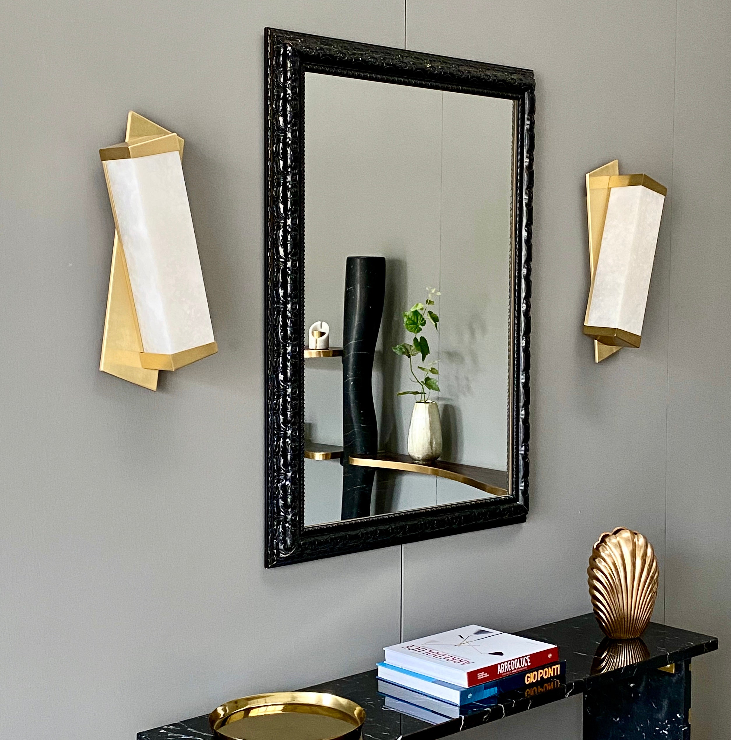 Offset Wall Light lifestyle 2