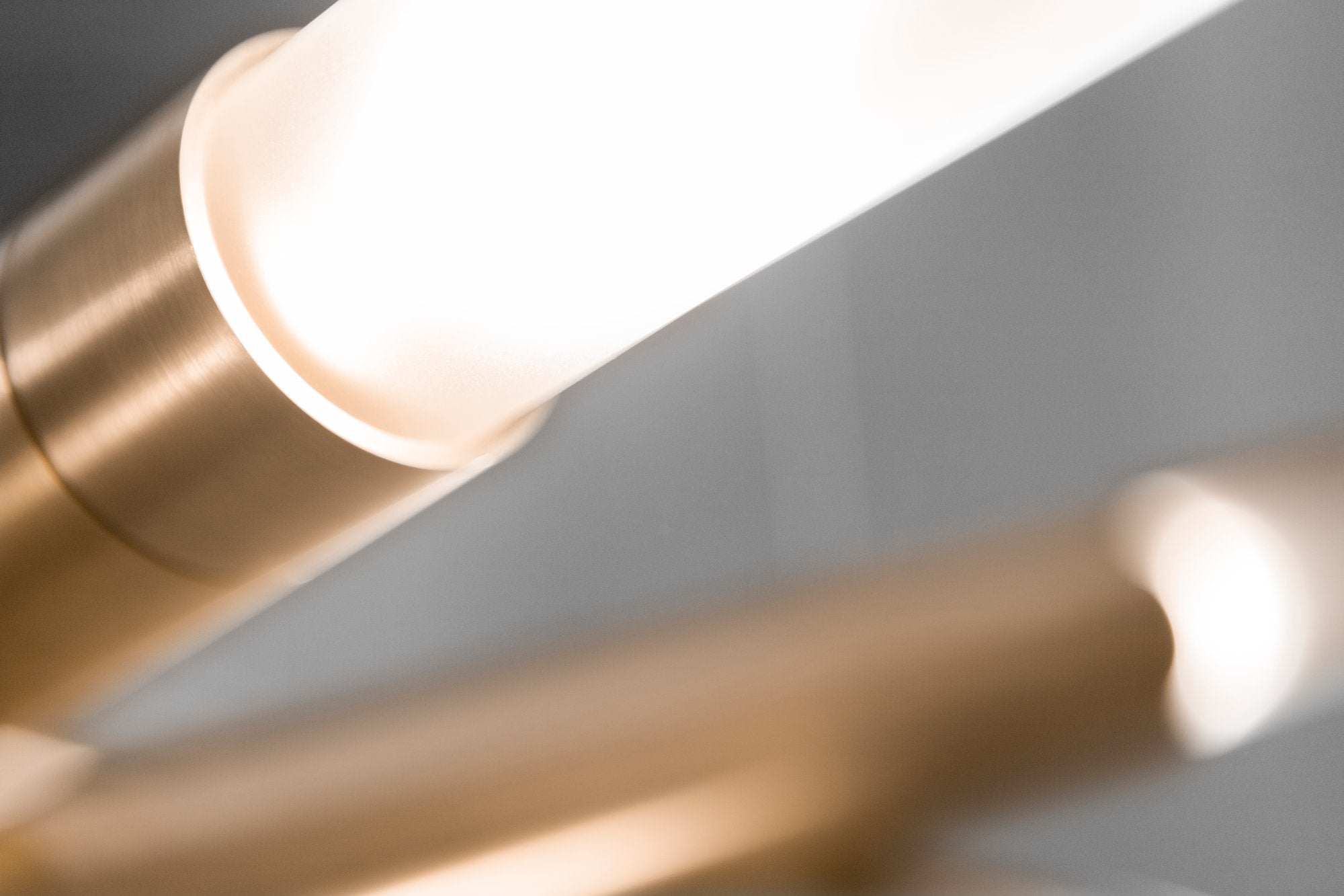 Sabre S06-06 Chandelier lifestyle