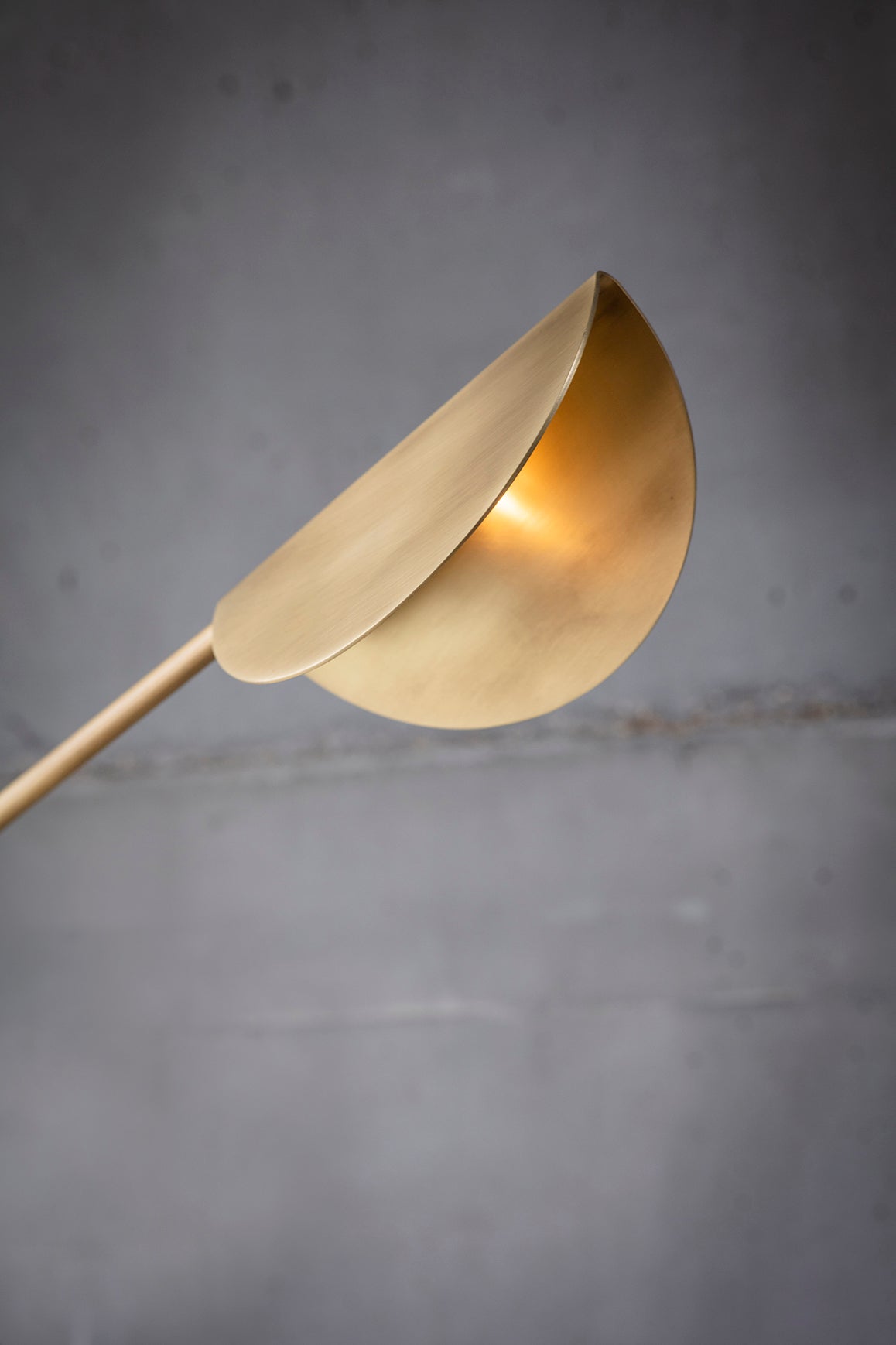 Balance Floor Lamp-cup hold