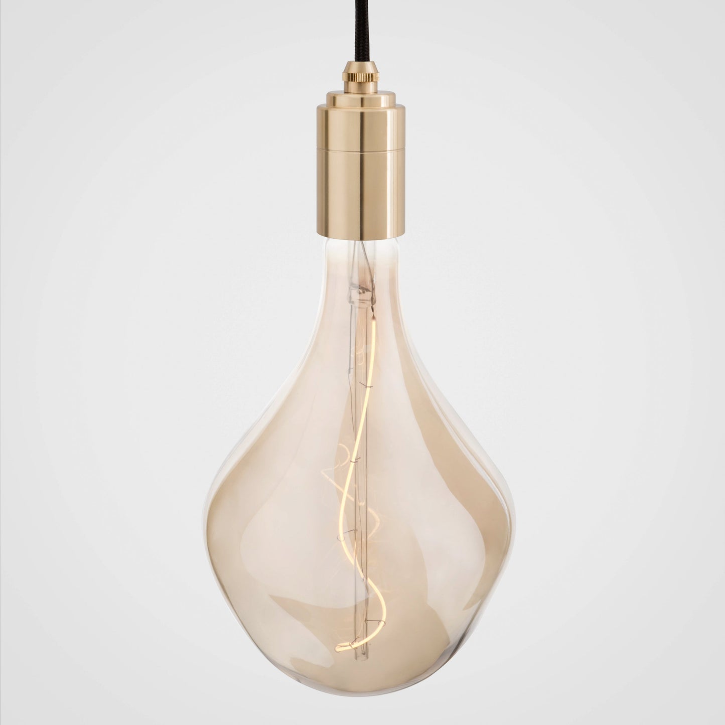 Tala Nine Ceiling Light Brass Voronoi II CP WHT SET NON BP 02_6 detail Still