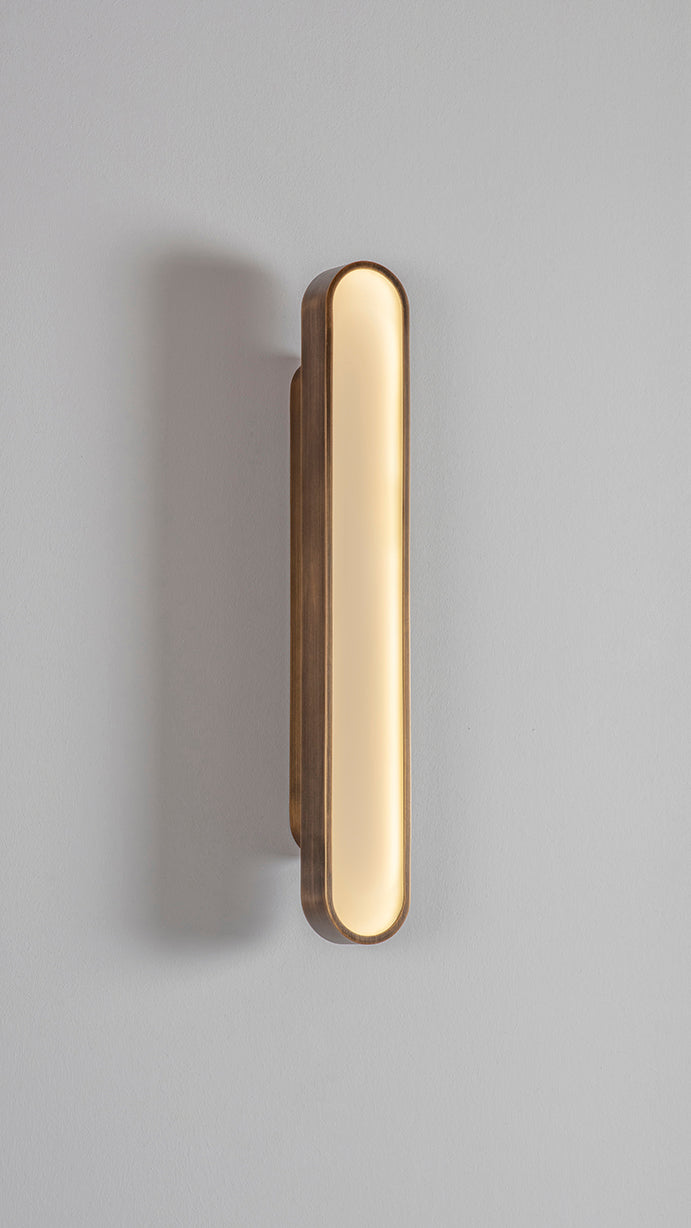 Capsule Wall Light bronze, front view on