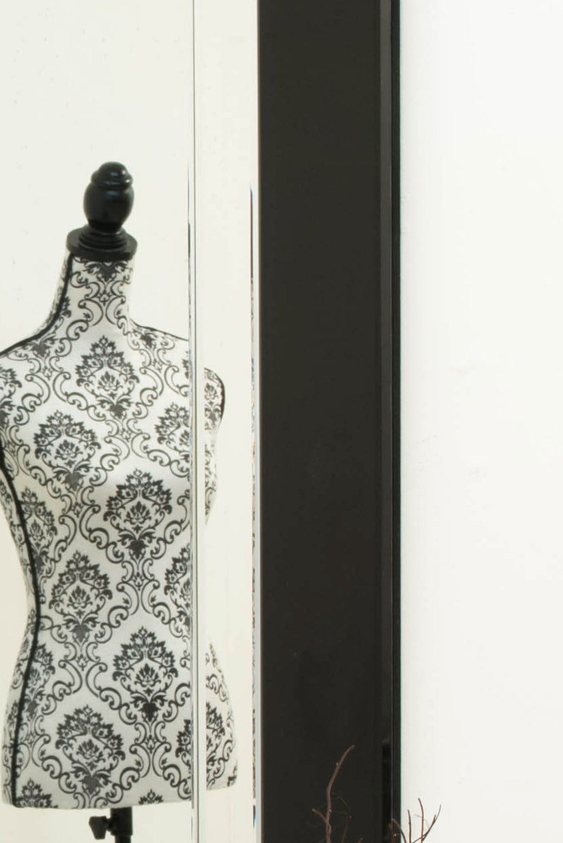 Sleek Black Framed Full Length Mirror - 174 x 85 CM-3
