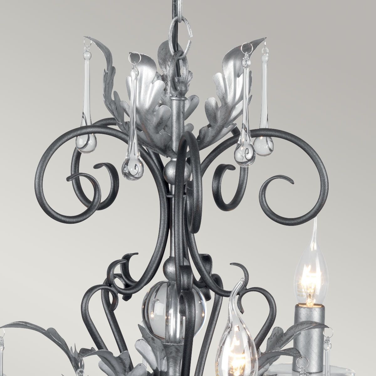 Amarilli Light Chandelier in Black with Silver Patina