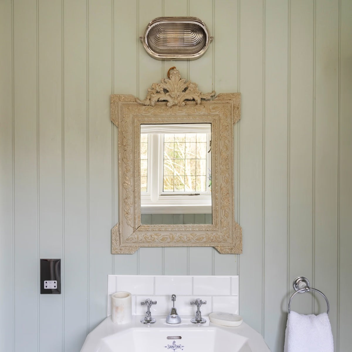 Soho Lighting Marlborough Eyelid Prismatic Glass IP65 Outdoor & Bathroom Nickel Bulkhead Wall Light