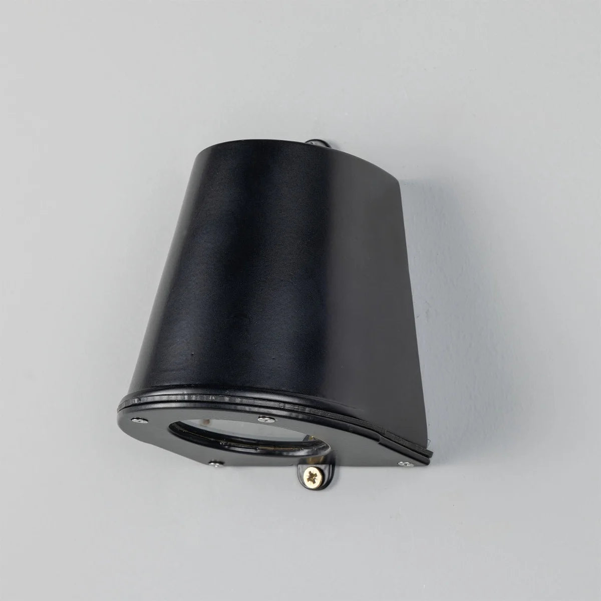 Wade Outdoor Brass Spotlight 9.5cm