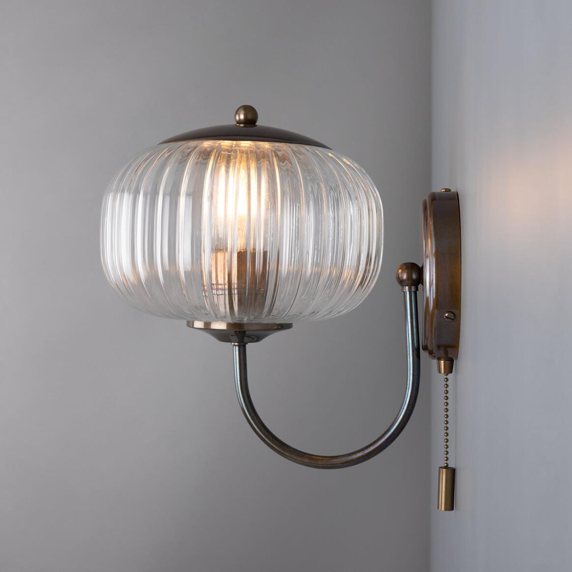 Nehir Reeded Glass Wall Light with Pull Switch 20cm