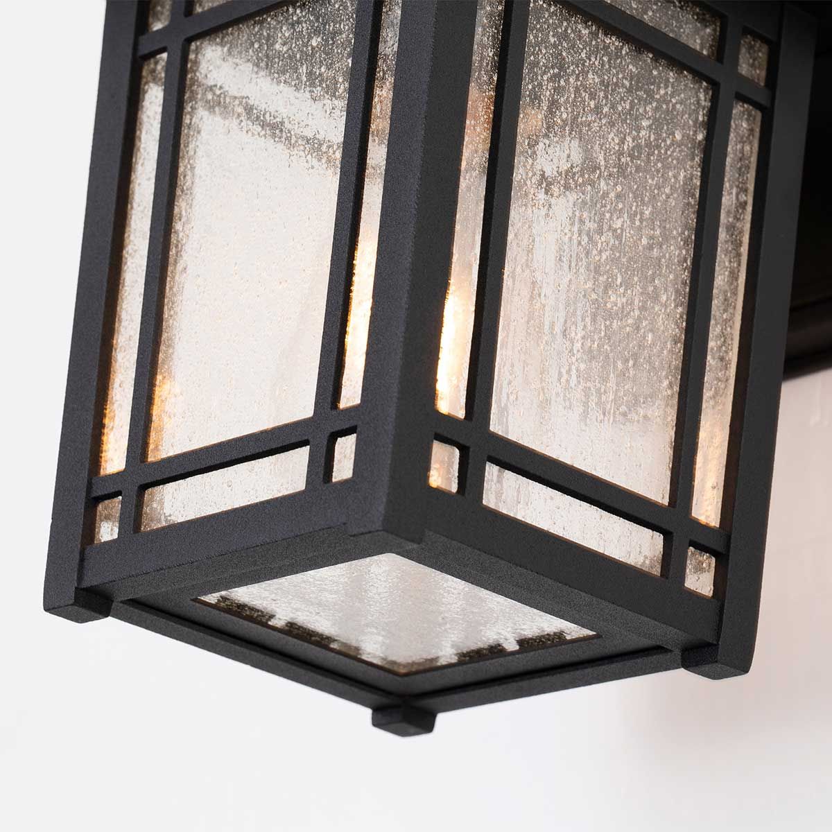 Cedar Point Light Wall Lantern in Small in Black