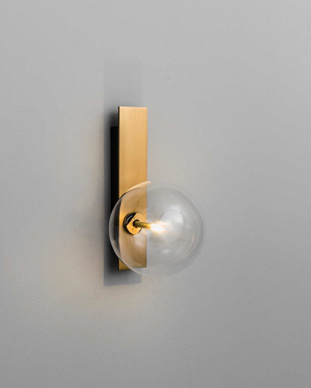 Oslo Wall Light