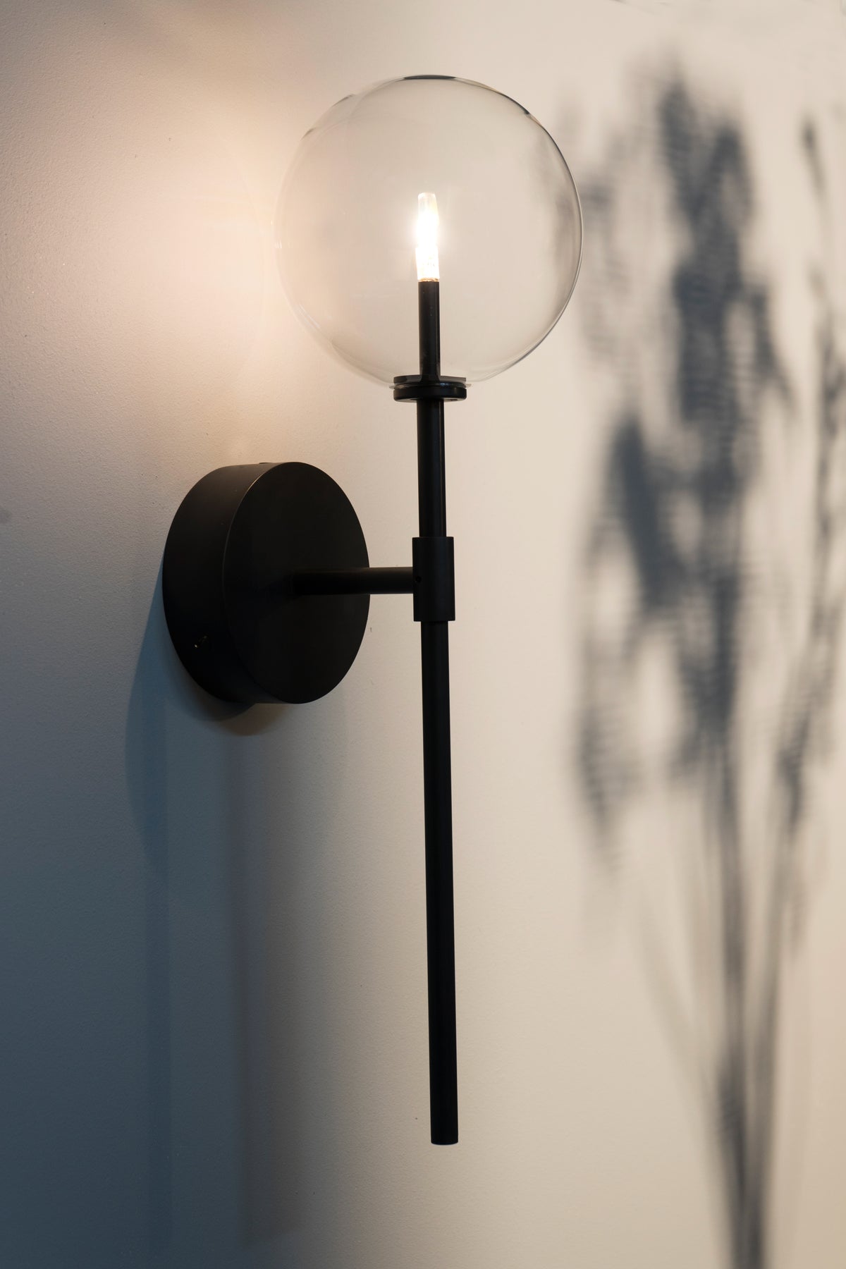Dawn Single Wall Light