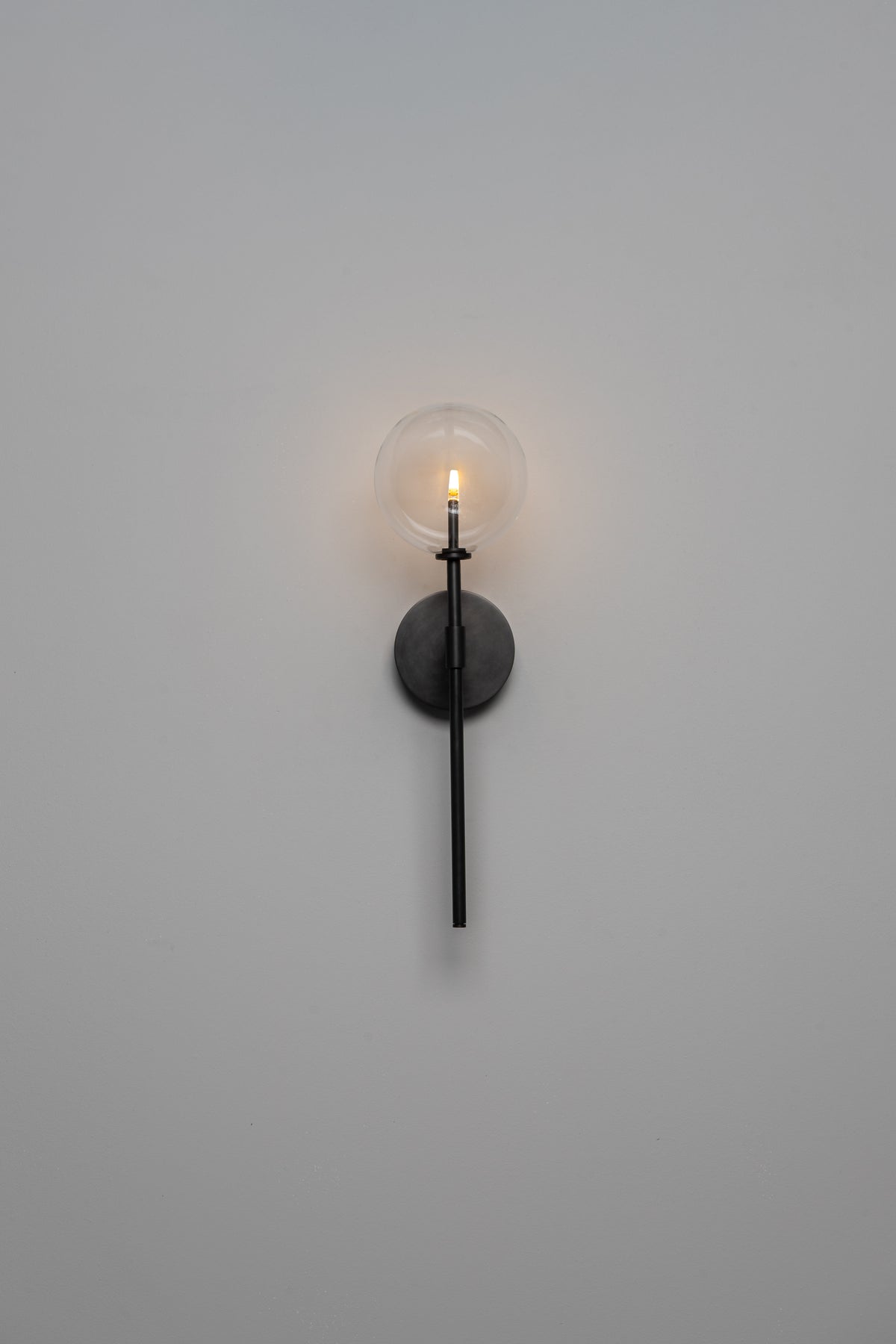 Dawn Single Wall Light