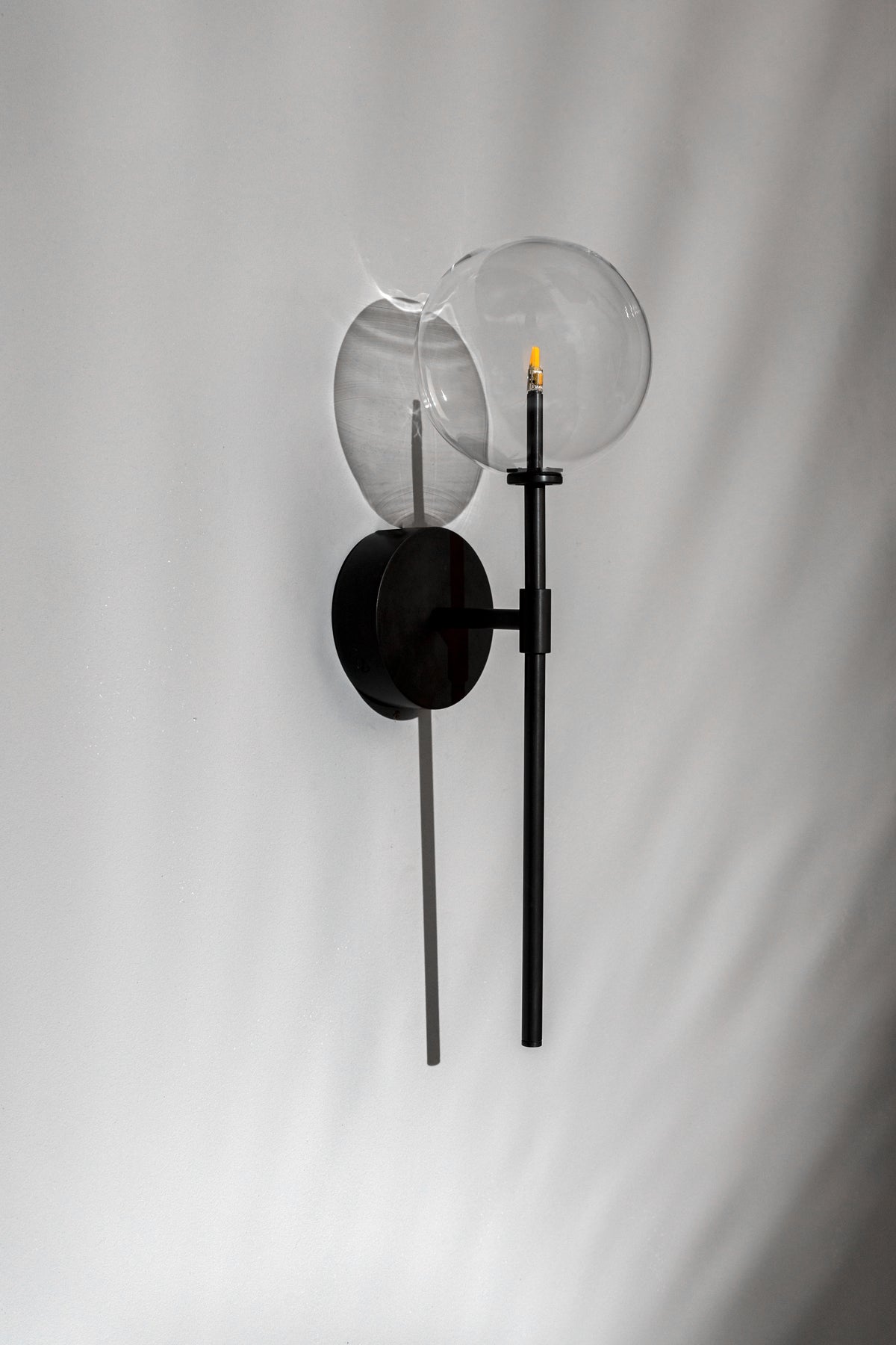 Dawn Single Wall Light