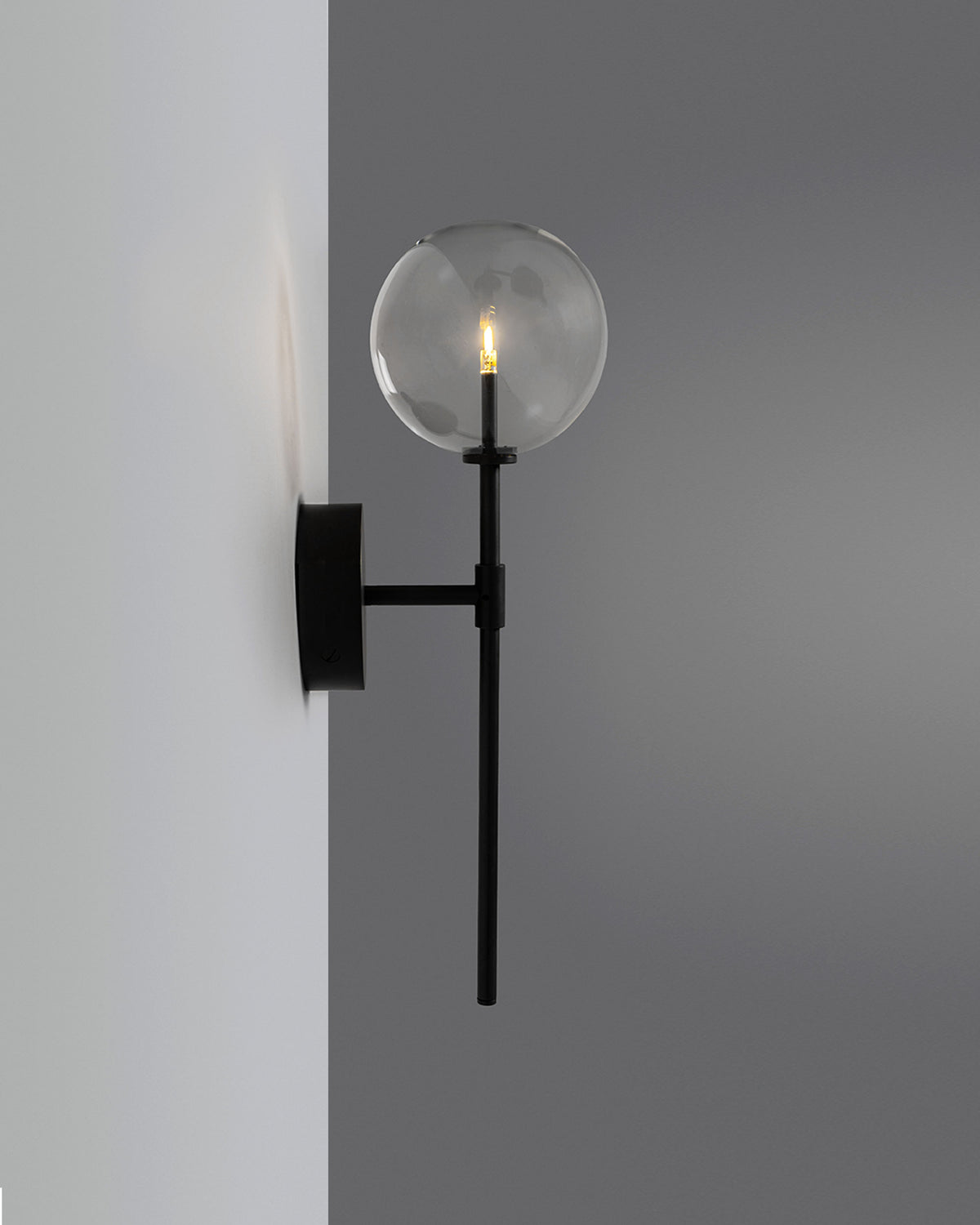 Dawn Single Wall Light