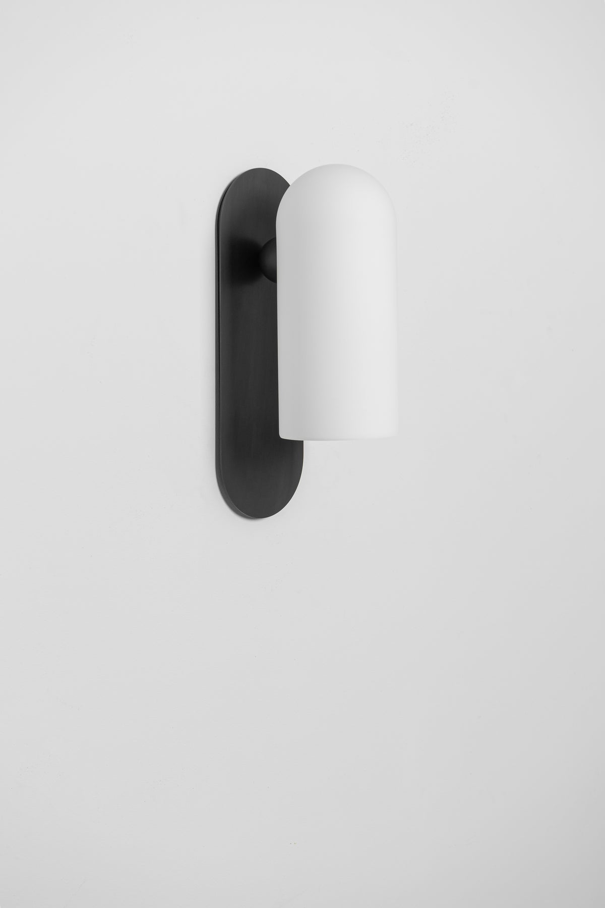 Odyssey Medium Wall Light