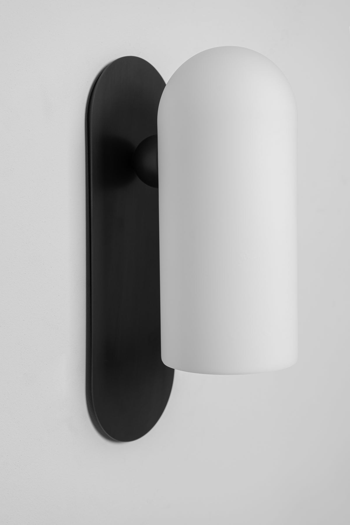 Odyssey Medium Wall Light