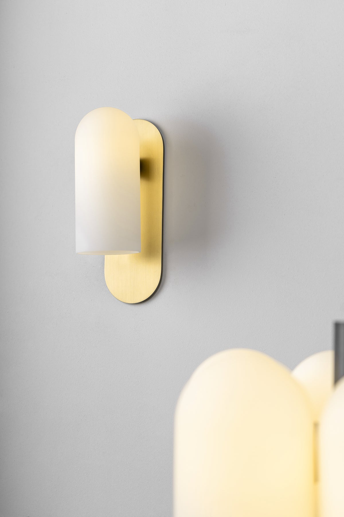 Odyssey Medium Wall Light