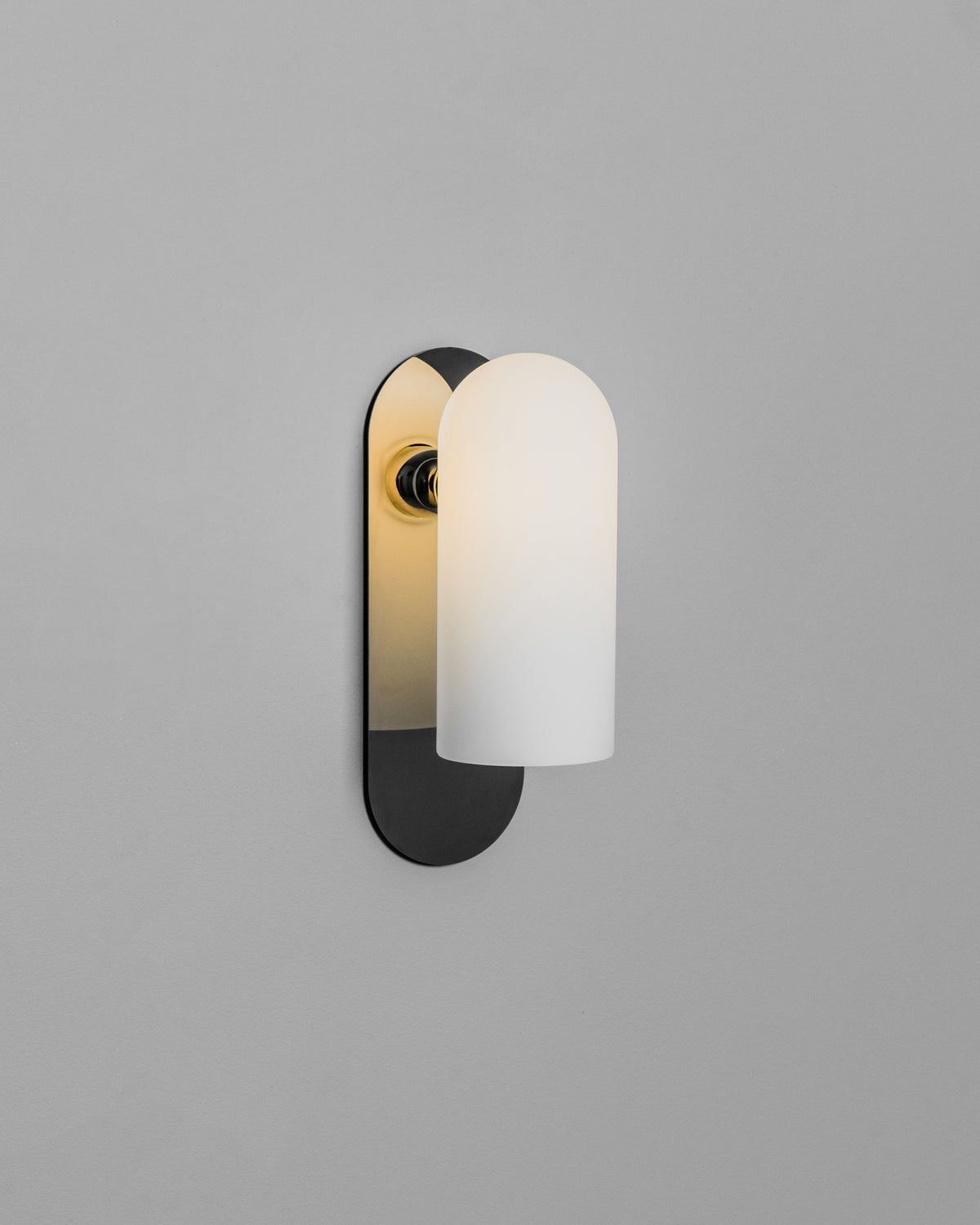 Odyssey Medium Wall Light