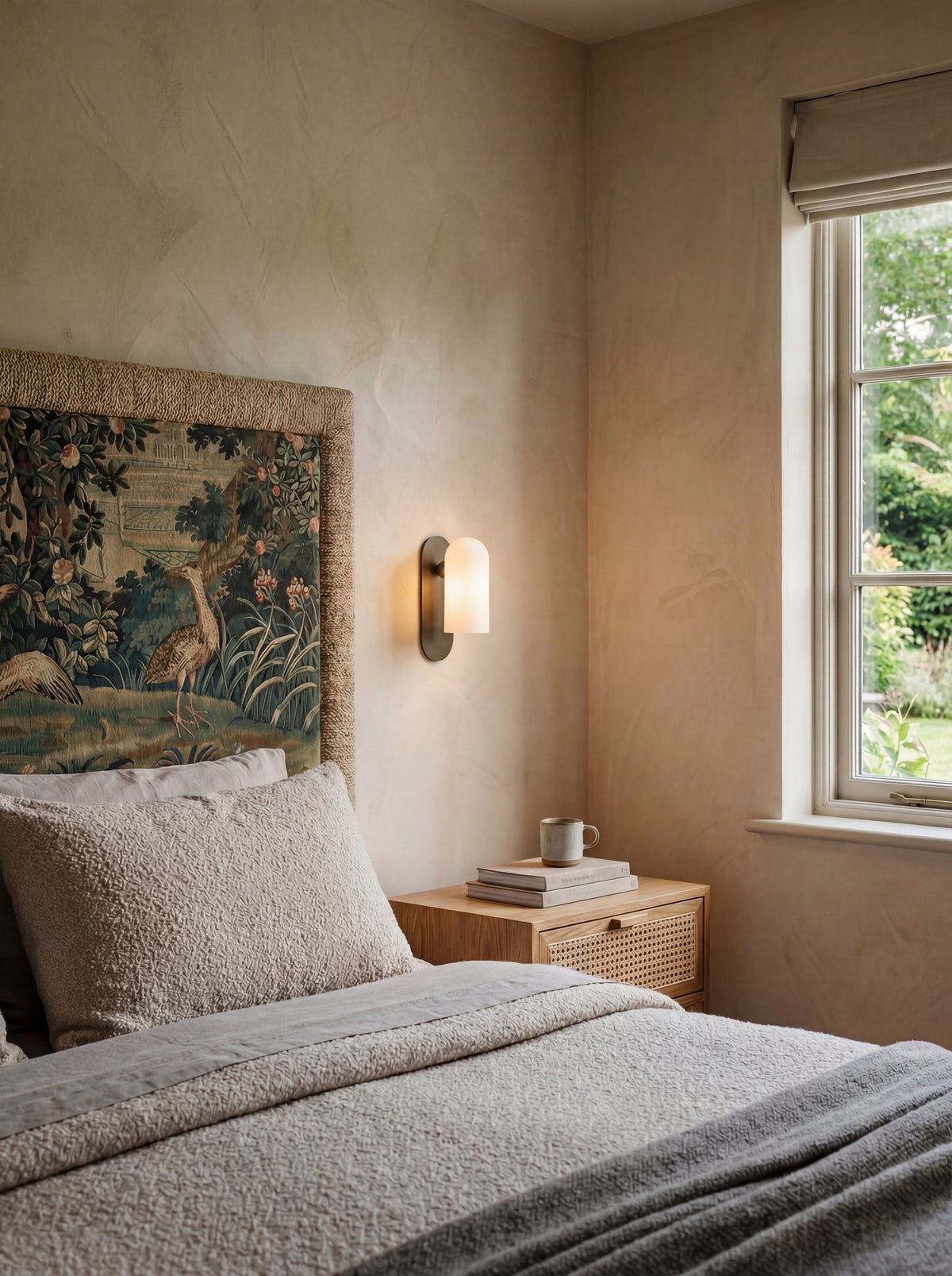 Odyssey Medium Wall Light