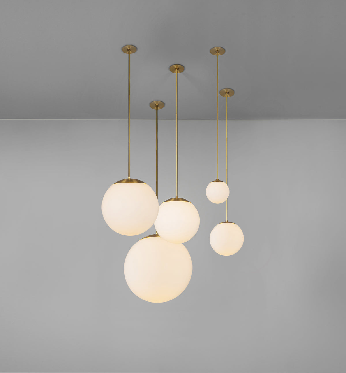 Glass Globe Opal 200 Pendant Light