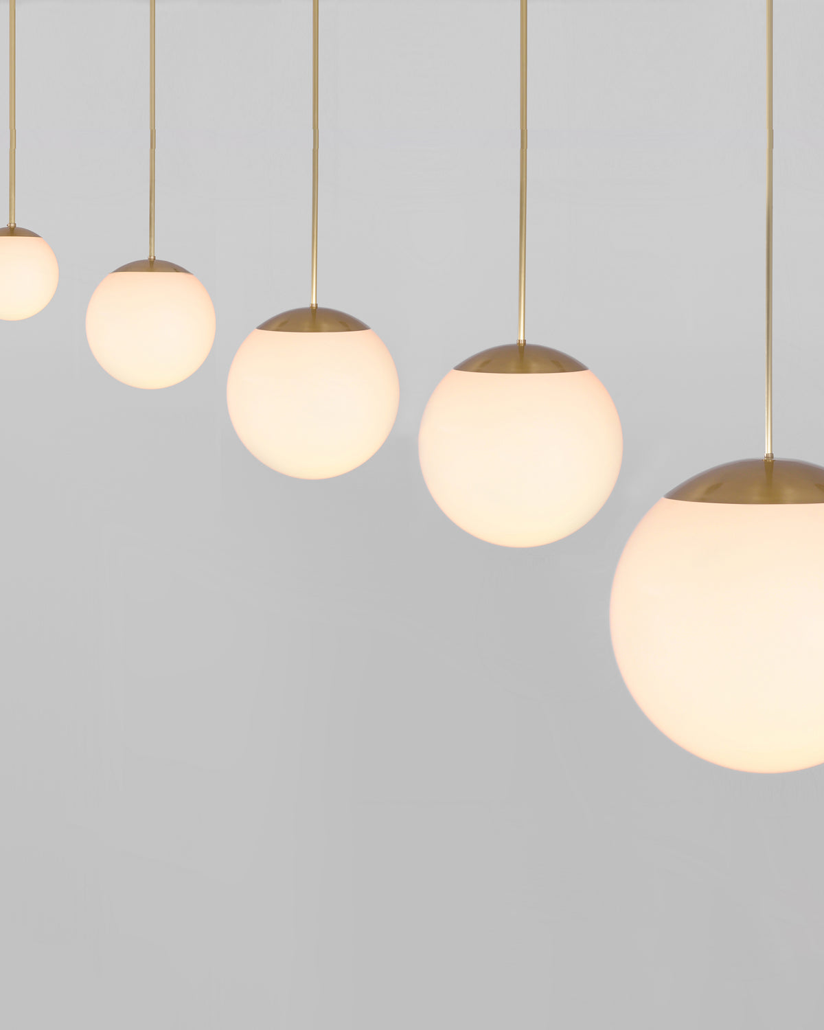 Glass Globe Opal 200 Pendant Light